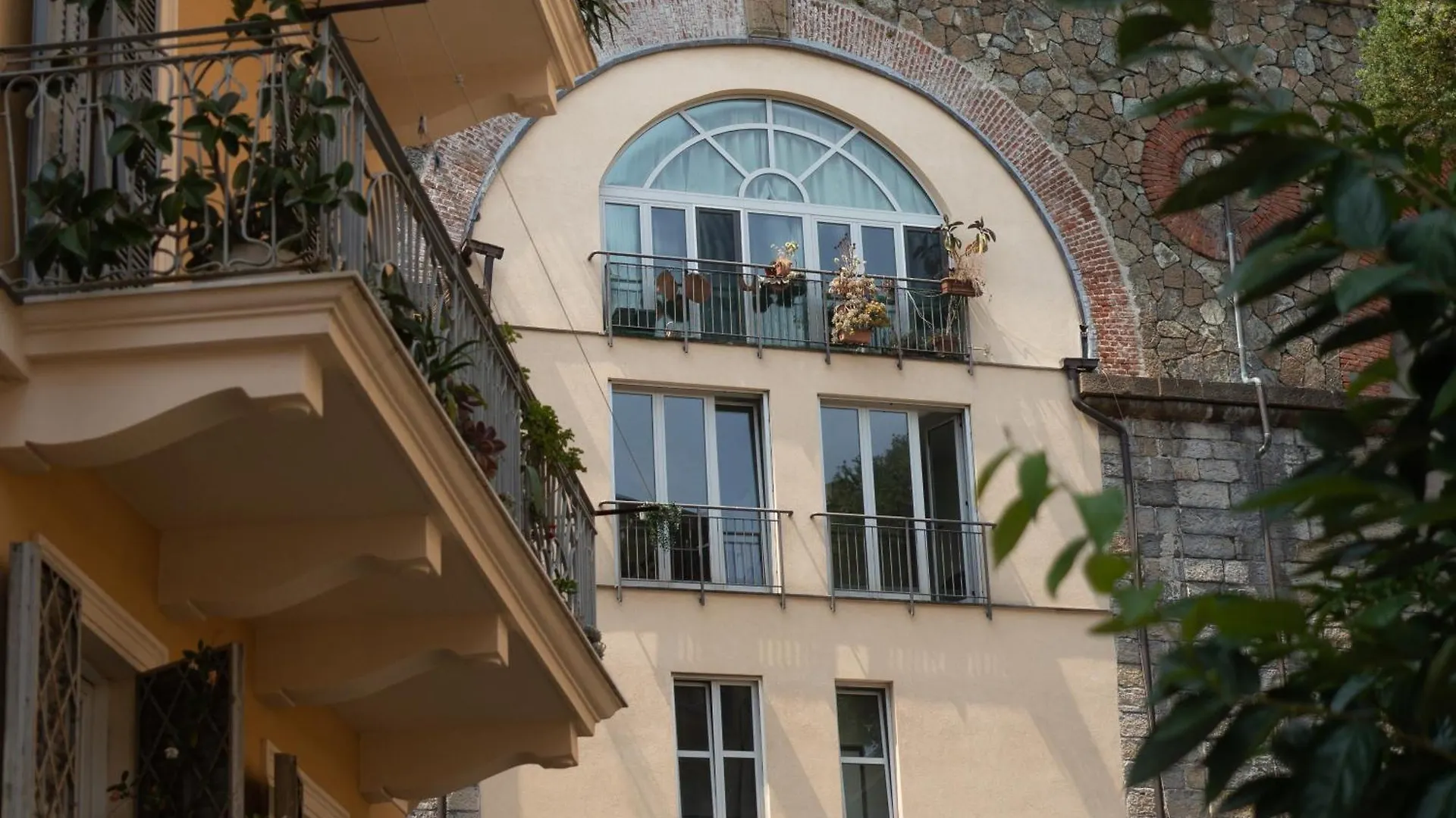 דירות ג'נובה La Casa Nell'Arco